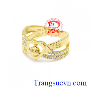 Nhẫn nữ vàng tình yêu được thiết kế theo phong cách ấn tượng