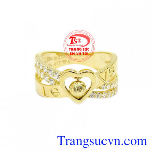 Nhẫn nữ tình yêu giúp bạn gái có sức hút, tạo các mối quan hệ tình cảm bền vững