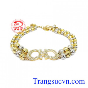 Công ty Trang sức Em và Tôi chuyên nhận đặt hàng thiết kế lắc tay theo từng sở thích của mỗi khách hàng