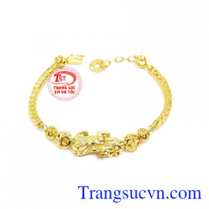 . Lắc tay tỳ hưu đang là xu hướng được giới trẻ đang rất ưa chuộng và lựa chọn