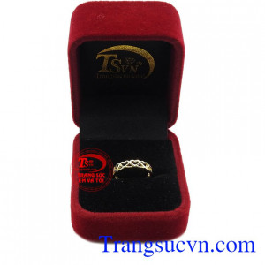 Trang sức Em và Tôi mẫu mã đa dạng, kiểm định chất lượng, đảm bảo uy tín