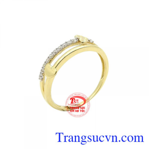 Nhẫn nữ vàng uyên ương được chế tác từ vàng 10k nhập khẩu nguyên chiếc từ Korea