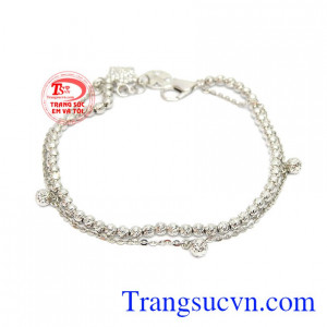 Lắc tay nữ 10k dịu dàng được chế tác đơn giản và tinh tế