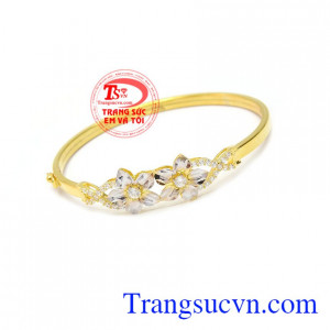 vòng tay vàng 10k xinh xắn. 