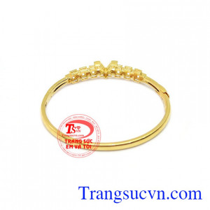 Trang sức Em và Tôi nhận đặt hàng thiết kế theo sở thích của mỗi người.