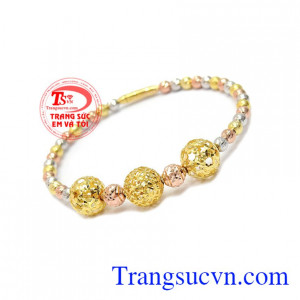 được chế tác theo công nghệ Italy, kiểu dáng độc đáo,