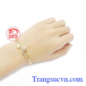 Vòng tay Korea vàng 10k chất lượng.