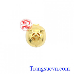 Mặt dây vàng 10k tuổi hợi may mắn phù hợp làm quà tặng cho người yêu thương