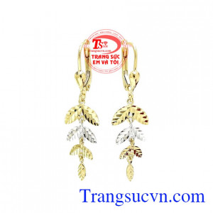 Hoa tai cành vàng lá ngọc thể hiện sự cao quý, nâng niu, trân trọng người con phụ nữ