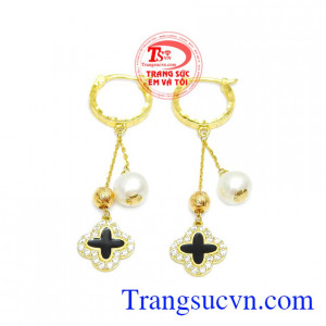 Nếu bạn là tín đồ của những món trang sức sa xỉ đầy ma lực thì đây chính là những gì bạn cần tại Trang sức Em và Tôi