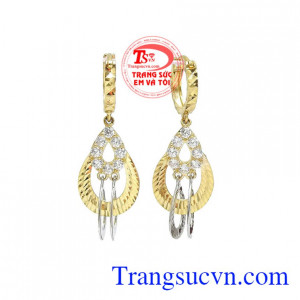 Hoa tai vàng công nương được chế tác từ vàng 10k theo công nghệ Italy