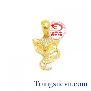 Mặt dây hồ ly tình yêu được chế tác từ vàng 10k