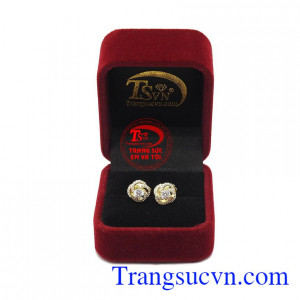 Trang sức Em và Tôi nhận đặt hàng thiết kế theo sở thích của mỗi người.