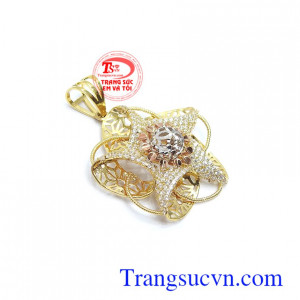 Mặt Dây Vàng Quý Phái được thiết kế 3D tinh xảo, tỉ mỉ với phong cách sang trọng, quý phái, kiểu dáng thời trang