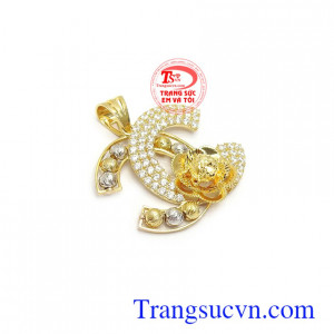 Mặt dây vàng tây thời trang được chế tác 3D tinh xảo, thiết kế cầu kỳ, độc đáo dành tặng cho phái đẹp