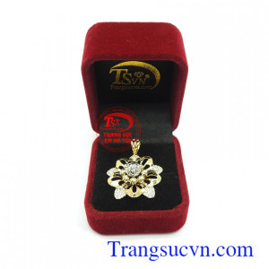 Mặt dây chuyền phú quý, giao hàng nhanh trên toàn quốc.