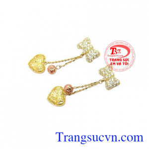 Trang sức Em và Tôi nhận đặt hàng thiết kế theo sở thích của khách hàng.