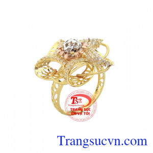 Nhẫn nữ vàng 10k nổi bật được chế tác từ vàng 10k chuẩn chất lượng và công nghệ Italy