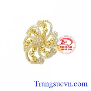 Nhẫn được bảo hành uy tín, thích hợp làm quà tặng cho người thân và bạn bè