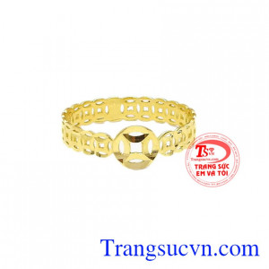 Nhẫn kim tiền tài lộc vàng 10k là sản phẩm may mắn, tài lộc, cả năm mua vàng sung túc cả năm.