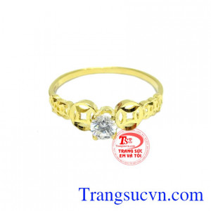 Nhẫn kim tiền mang đến tài lộc, ngân xuyến và thành công cho những người kinh doanh buôn bán