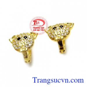 Hoa tai tuổi hợi thích hợp với nhiều độ tuổi