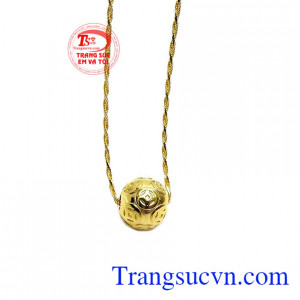 Charm vàng kim tiền mang ý nghĩa may mắn đầu năm, cả một năm sung túc