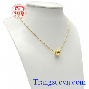 Bộ dây charm kim tiền may mắn tôn lên vẻ đẹp của phái nữ