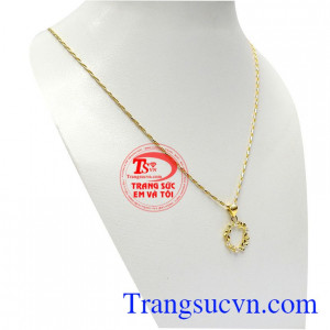 Sản phẩm được chế tác từ vàng 10k