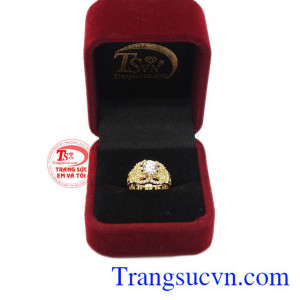 Nhẫn được bảo hành uy tín, giao hàng toàn quốc.