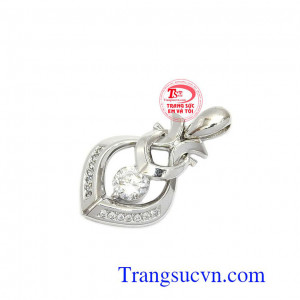 Mặt dây nữ vàng trắng đẹp là món quà ý nghĩa dành tặng các bạn nữ