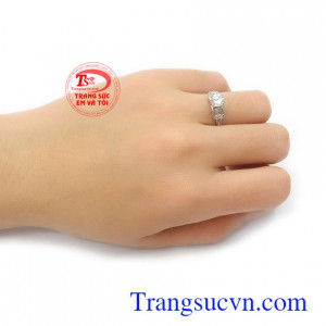 Nhẫn nữ vàng trắng thời trang sang trọng
