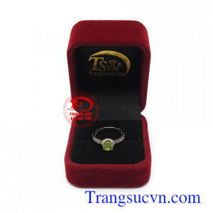 Nhẫn nữ vàng trắng Peridot thiên nhiên cao cấp