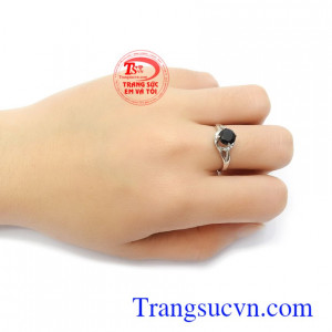 Nhẫn nữ Sapphire may mắn 10k