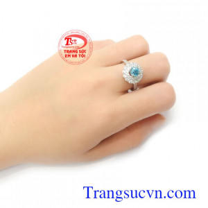 Nhẫn nữ vàng trắng gắn đá thiên nhiên cao cấp