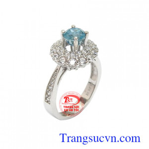 Nhẫn nữ vàng trắng Zircon bình an kiểu dáng sang trọng, tinh xảo và thời trang