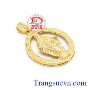 Sản phẩm bền đẹp chắc chắn thích hợp với nhiều kiểu dây chuyền