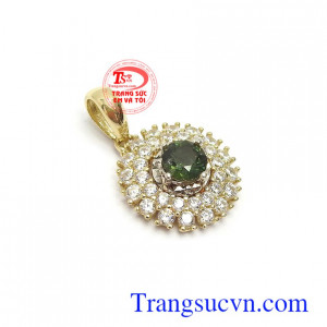 Mặt dây Sapphire 10k may mắn với Sapphire là viên đá của tình yêu, tri thức và sự toàn vẹn