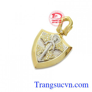 Mặt dây vàng nam phong cách dễ dàng kết hợp với dây chuyền vàng, sản phẩm được phái mạnh yêu thích
