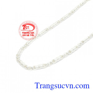Sản phẩm phù hợp với các bé nam từ độ tuổi 2 đến 10