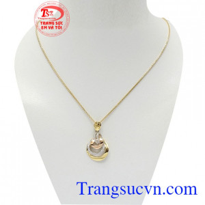 Bộ dây chuyền vàng sang trọng là trang sức mà bạn nữ nào cũng muốn có