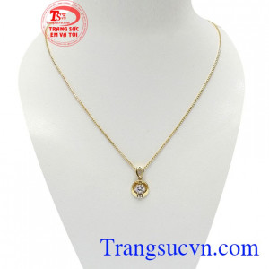 Bộ dây chuyền nữ dịu dàng là sản phẩm được các bạn nữ yêu thích