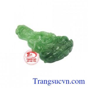 Trong phong thủy, Phật Quan âm là biểu tượng của lòng từ bi, bác ái, đem lại bình an cho người sử dụng