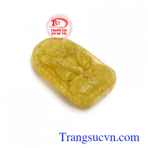 Phật bản mệnh thạch anh tóc Sửu Dần là vị thần tượng trưng cho sự thành thực và giàu có, giúp cho đường tài vận của bạn thêm hanh thông, thuận lợi, có thể làm ra và tích lũy được nhiều của cải