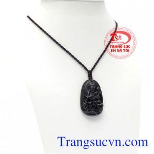 Sản phẩm được chế tác từ đá Obsidian
