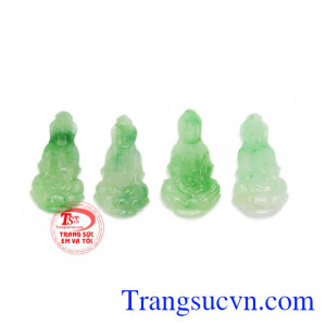 Ngọc cẩm thạch là loại ngọc quý được các vua chúa thờ xưa thường sử dụng.