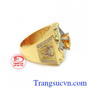 Mang nhẫn nam thạch anh vàng giúp người đeo có được sự thông tuệ, tập trung, phát huy hết mọi khả năng, nhờ vậy mà ngày càng may mắn, thành công trong cuộc sống