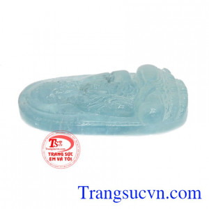 Ngài được gọi là “Phật ánh sáng”,