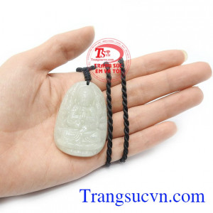 Ngọc cẩm thạch chứa đựng một nguồn năng lượng dồi dào giúp hút khí vận và đem tới điều may mắn