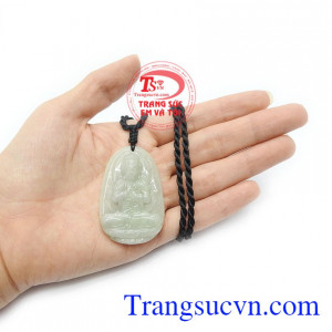 Đặc biệt ngọc cẩm thạch mang lại may mắn, bình an và sức khỏe cho người sử dụng